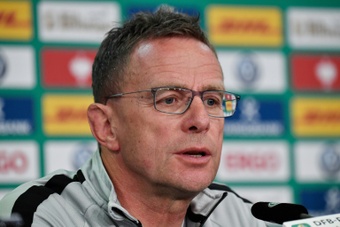Ralf Rangnick nommé entraîneur intérimaire de Manchester United. AFP