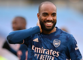 West Ham joins the race to sign Lacazette