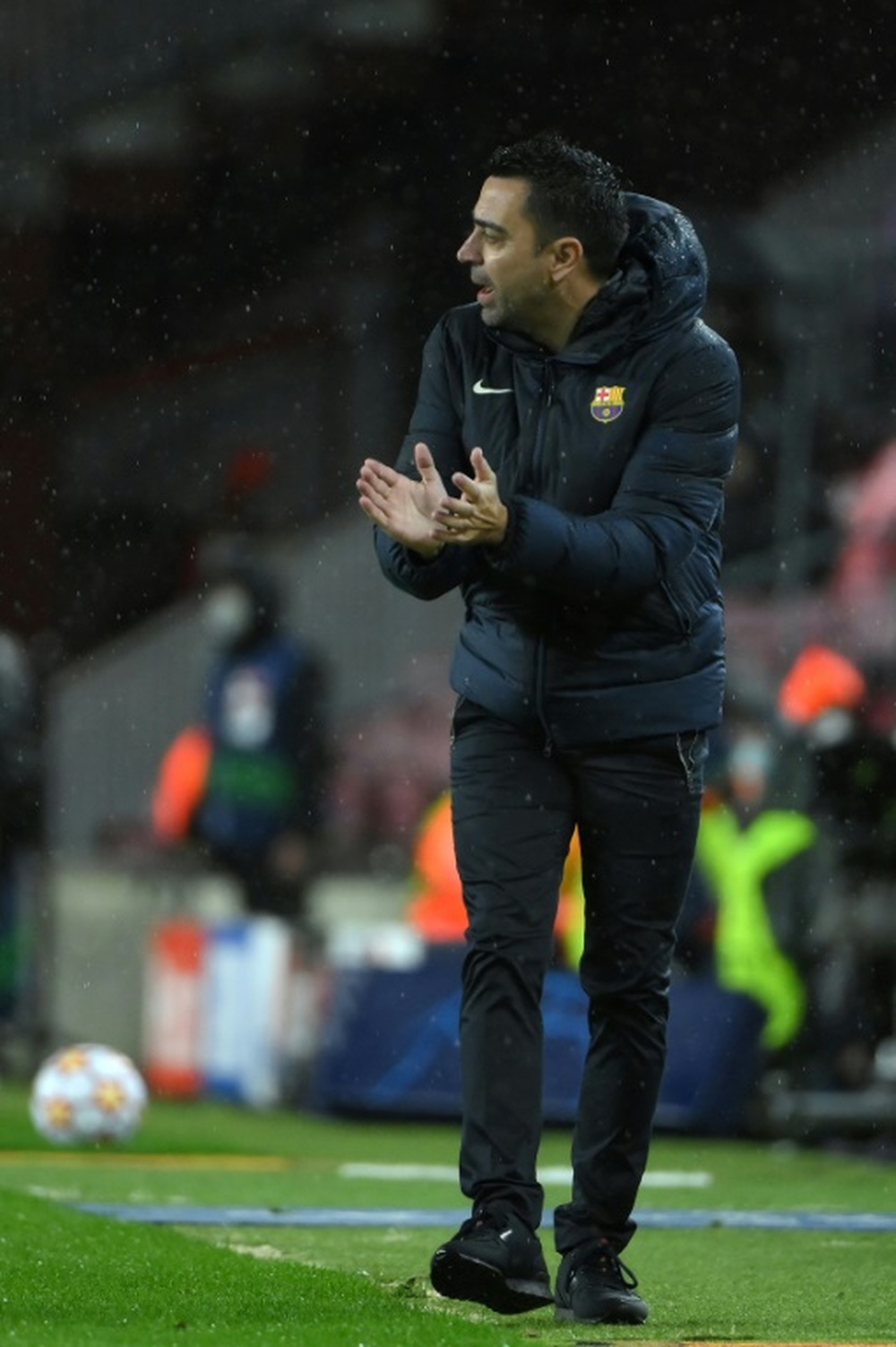 Xavi Hernández lors du match contre Benfica. AFP