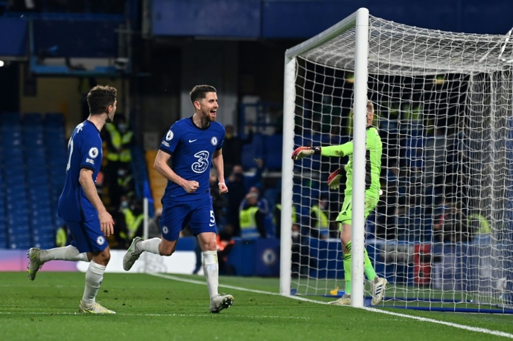 Três pontos e alguns danos colaterais para o Chelsea. AFP