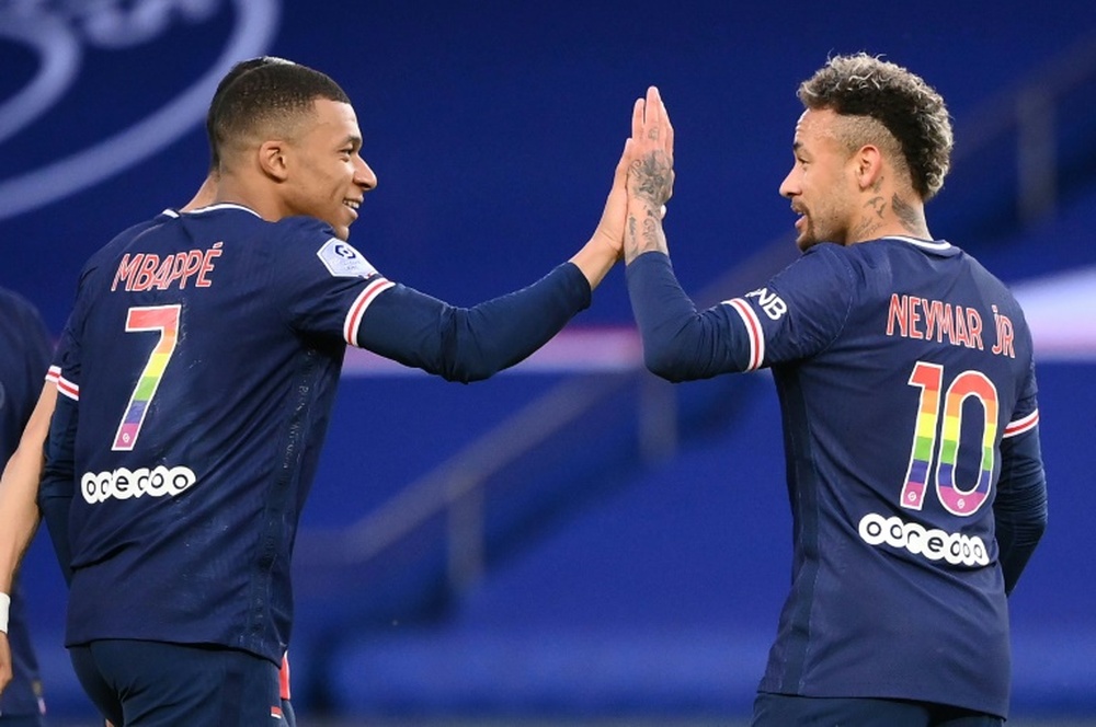 Ander Herrera rebajó la tensión acerca de la relación de Neymar y Mbappé. AFP