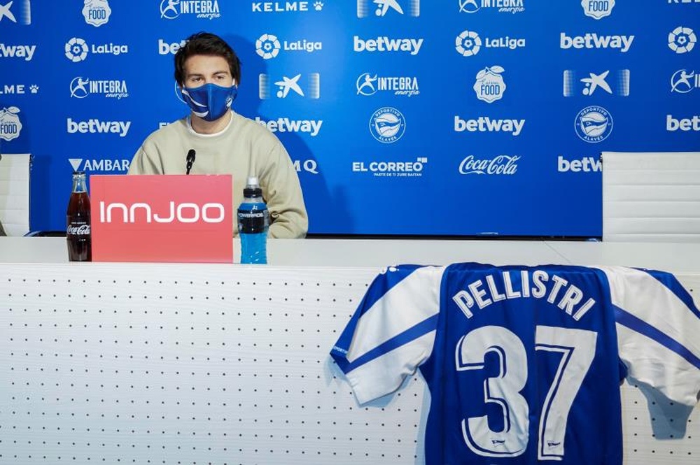 Pellistri casi se queda sin ir a un grande. EFE