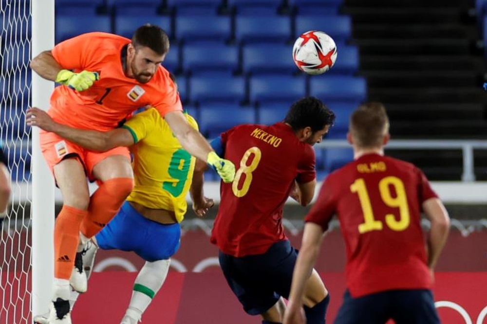Unai Simón perdeu também a final dos Jogos Olímpicos. EFE/ Alberto Estévez