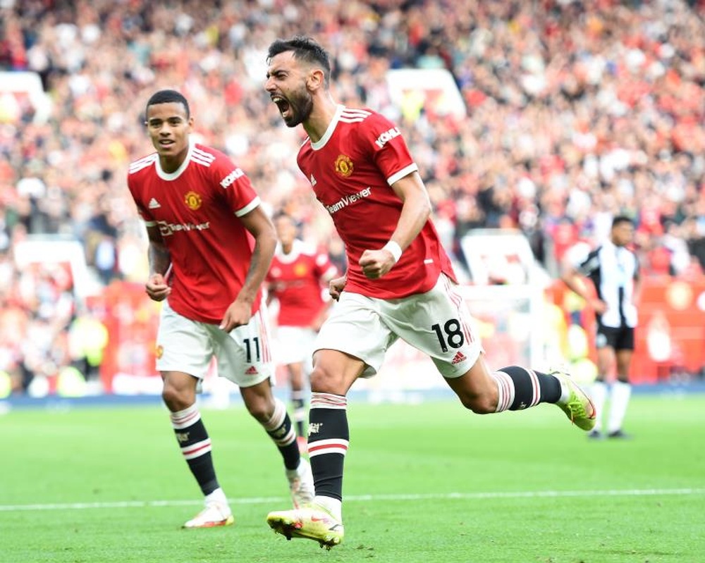 Bruno Fernandes' renewal a top priority for United. EFE
