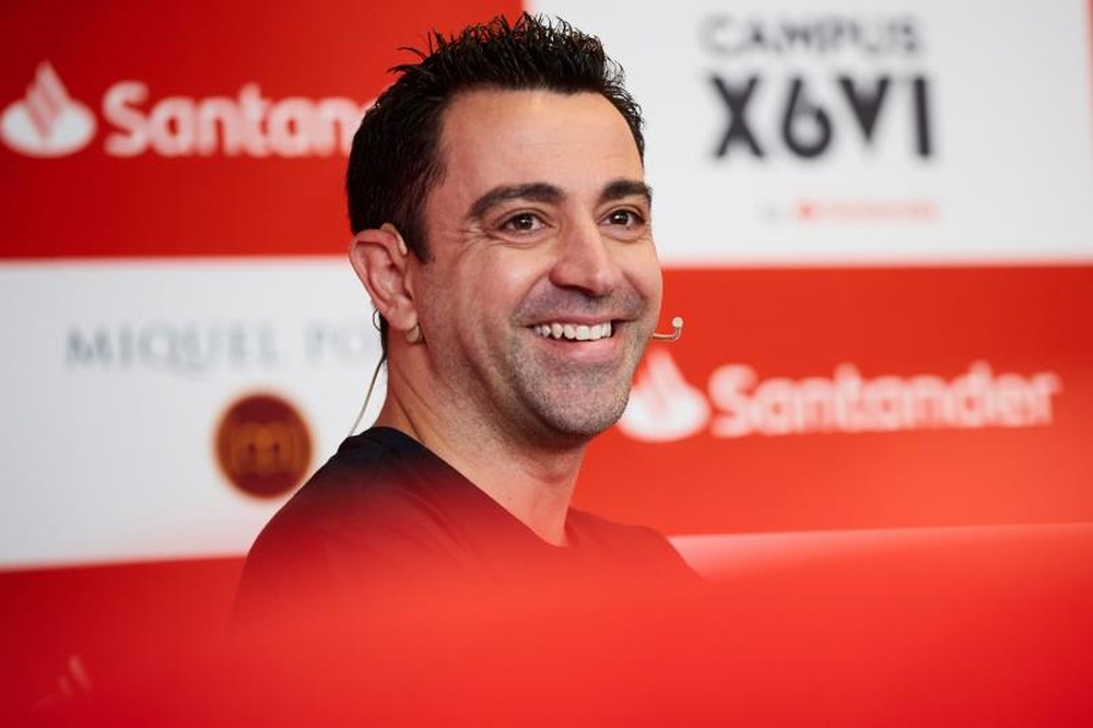 Un dirigente dell'Al Sadd contro il Barça. EFE