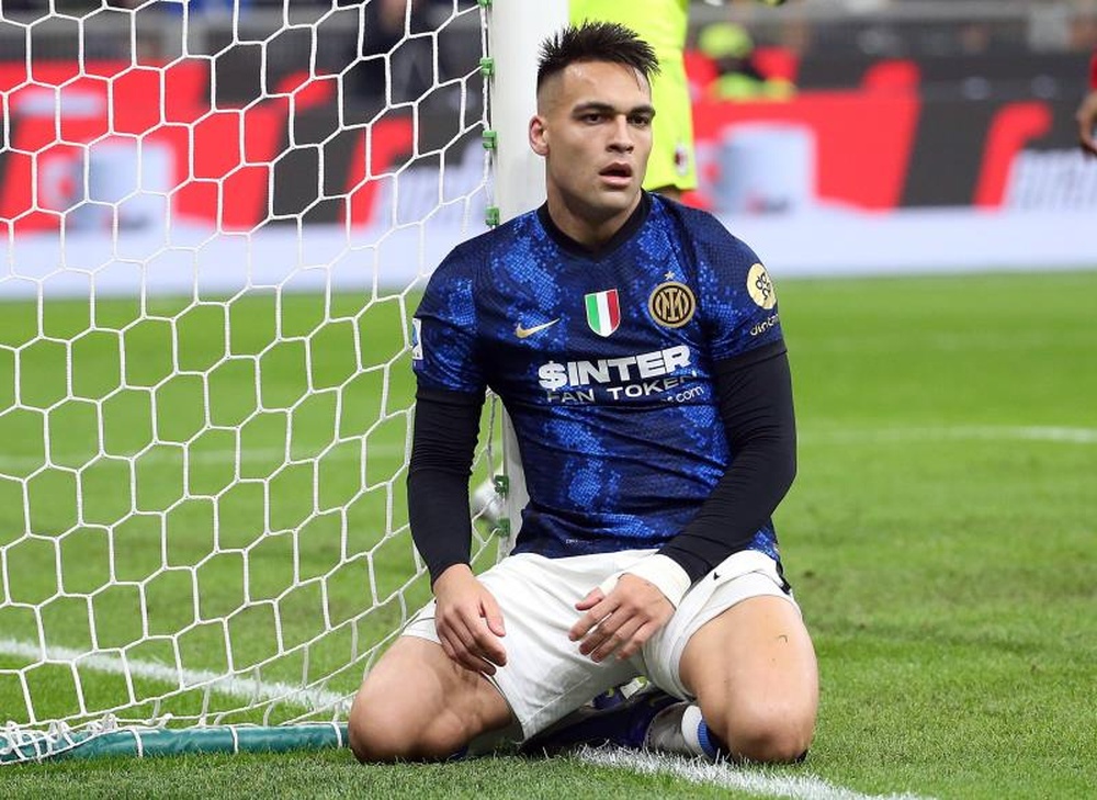 Ultim'ora del calcio italiano in data 8 novembre 2021. EFE