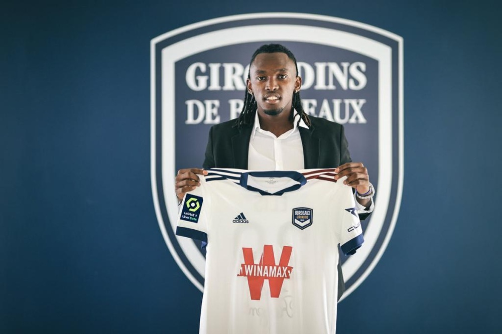 Girondins incorpora Alberth Elis.Girondins