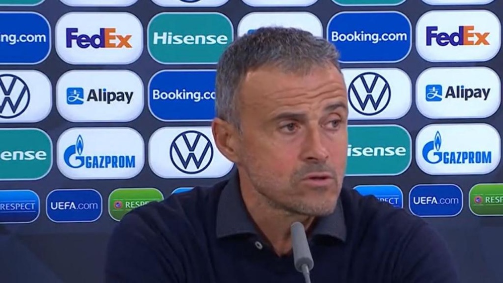 Luis Enrique claimed Mbappe was offside. Twitter/SeFutbol