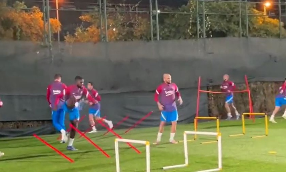 Dani Alves trained with Barcelona on Monday. Twitter/FCBarcelona