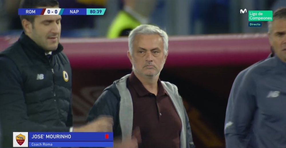 José Mourinho fue expulsado en el Roma-Nápoles. Captura/MovistarLigadeCampeones