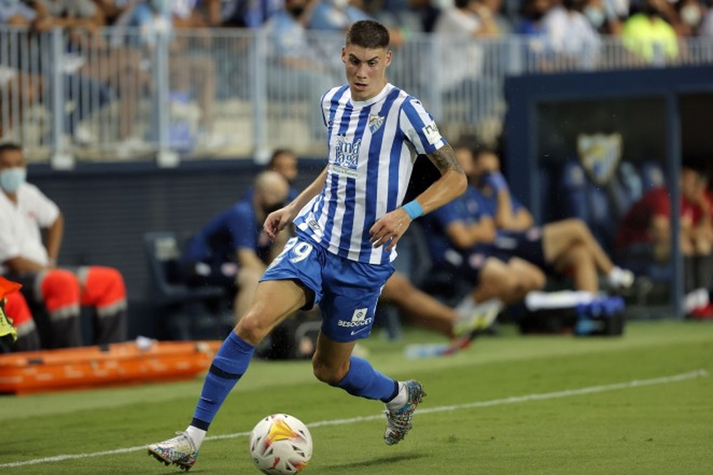 Roberto renovó con el Málaga. MálagaCF