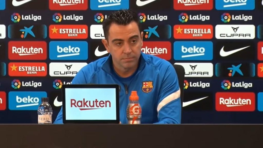 Xavi nella prima conferenza. Barcelona