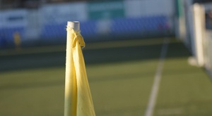 Hallan muerto a un futbolista griego en su coche: podría ser un asesinato