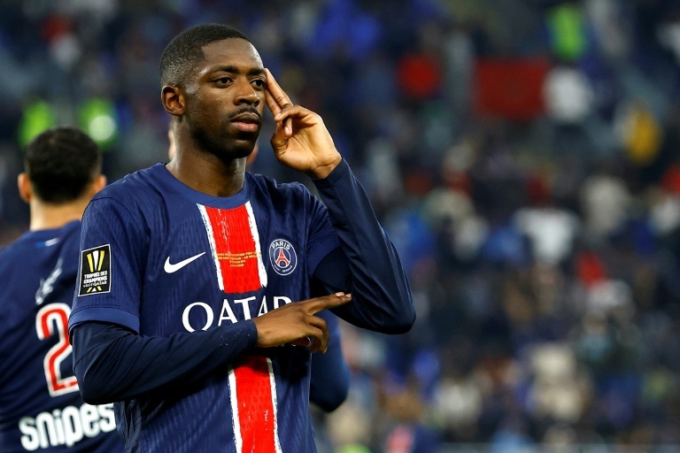 Dembélé convierte en supercampeón al PSG en el 92'