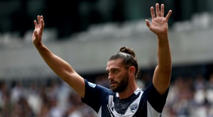 Andy Carroll, desde el primer día: salvó al Girondins con sus 2 primeros goles