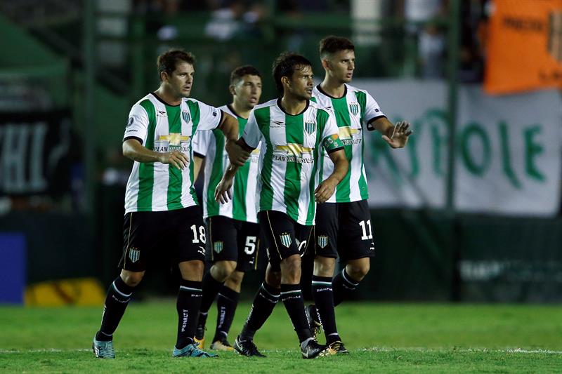 Banfield saca el billete para la Sudamericana