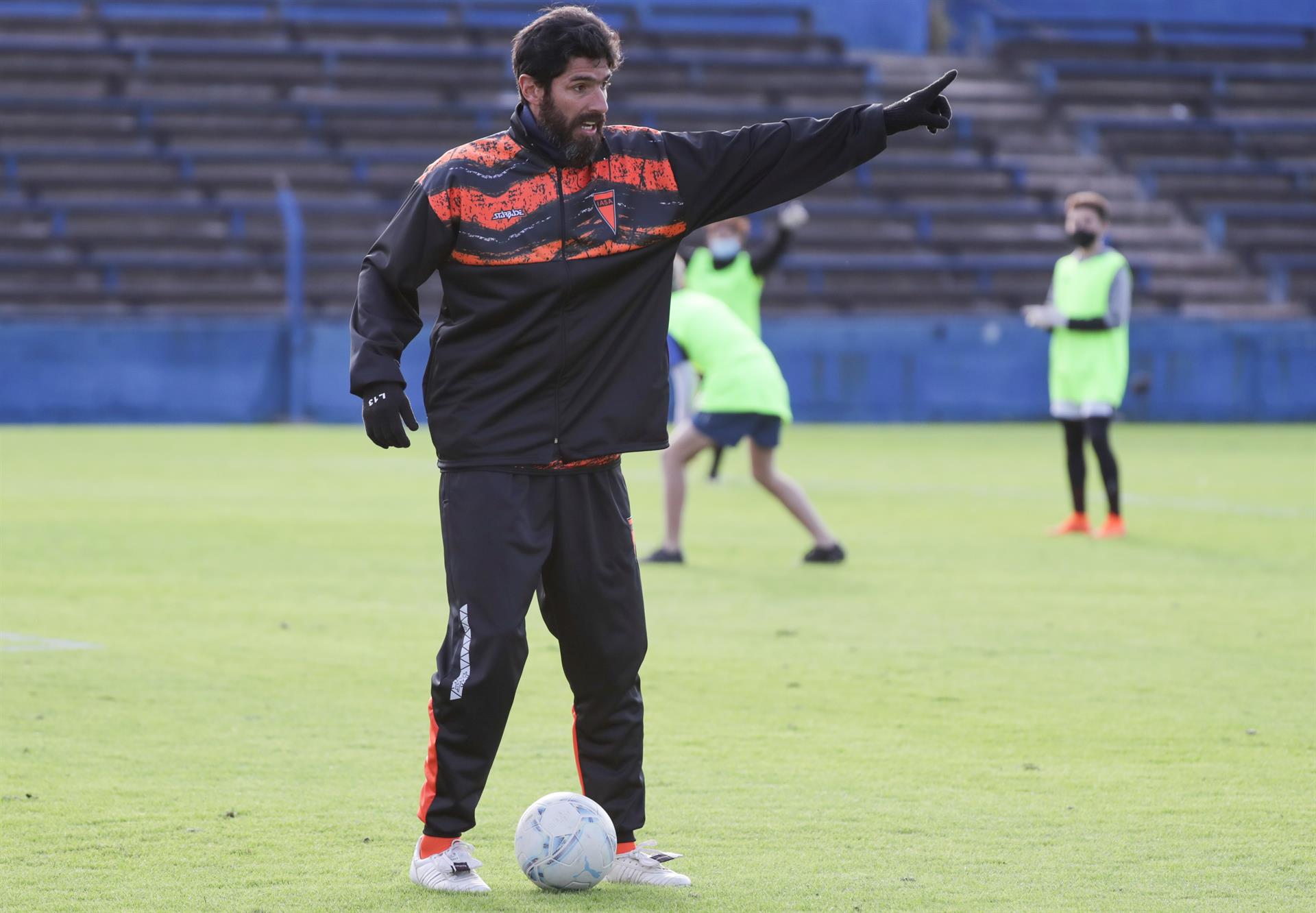 Diego, hijo del 'Loco' Abreu, ficha por Botafogo