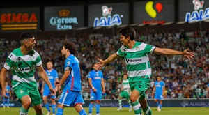 Pumas UNAM gana, lidera el grupo y queda eliminado