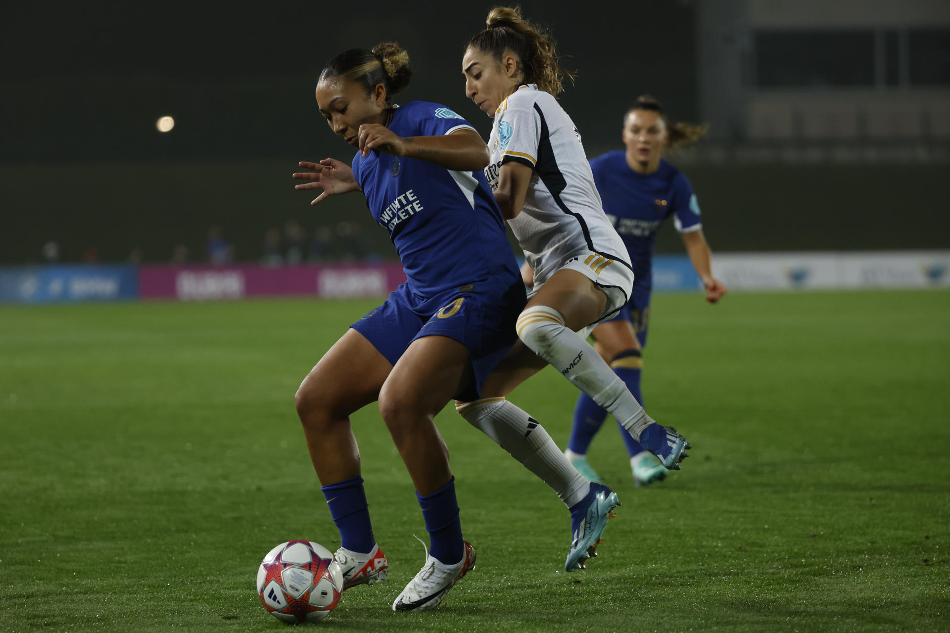 El Chelsea vende su equipo femenino a sí mismo para salvar las cuentas