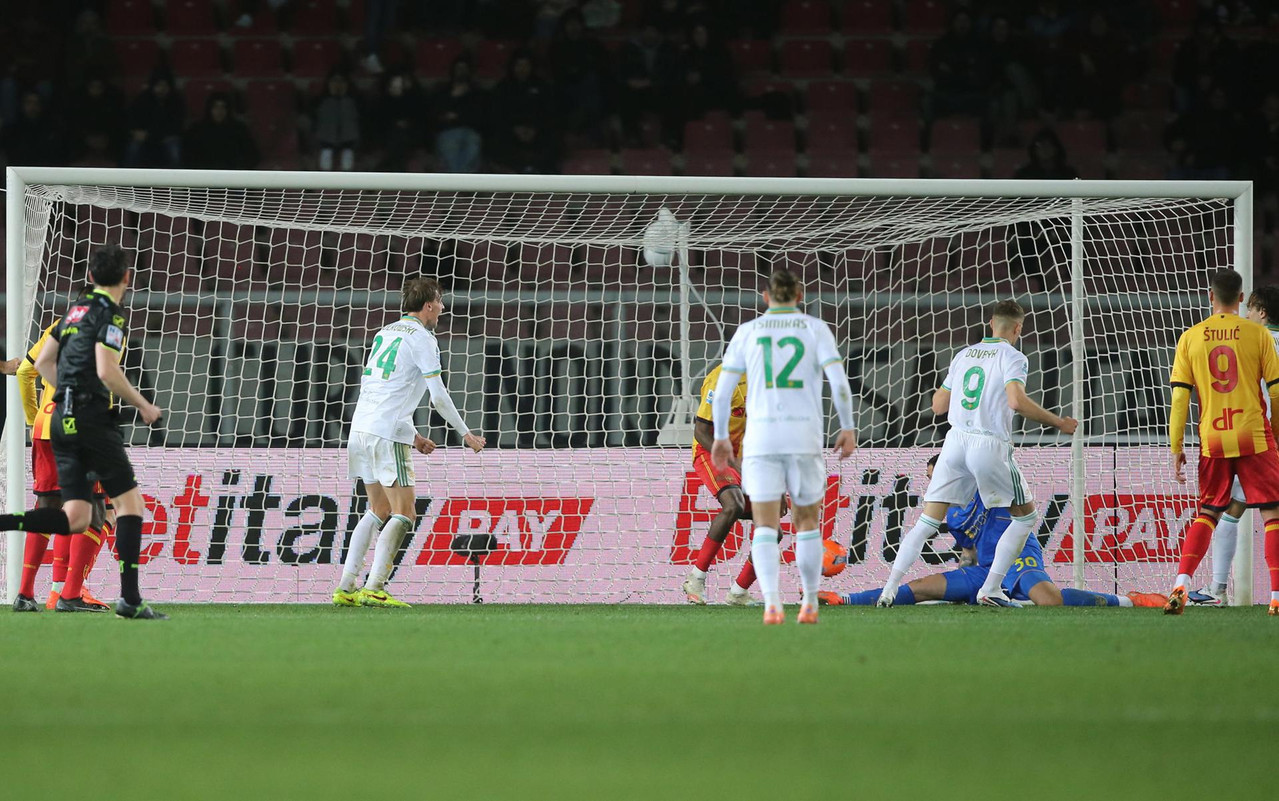 La Roma vuelve a centrarse