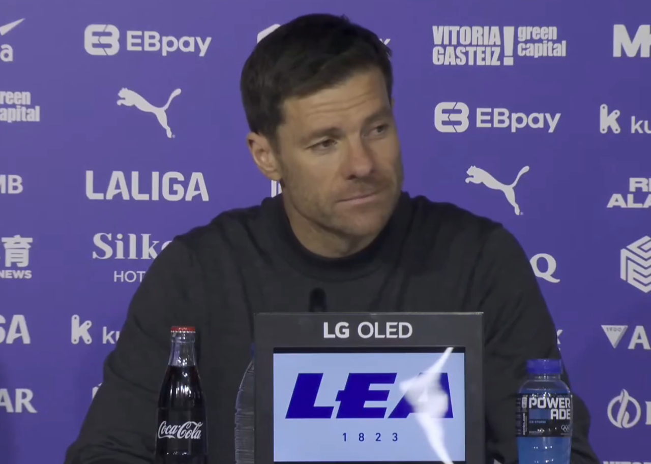 Xabi Alonso y el penalti a Vini: No nos sorprende que no hayan ido al VAR