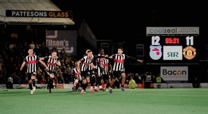 El Grismby Town cometió alineación indebida ante el United