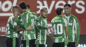 De penalti y en propia, suficiente