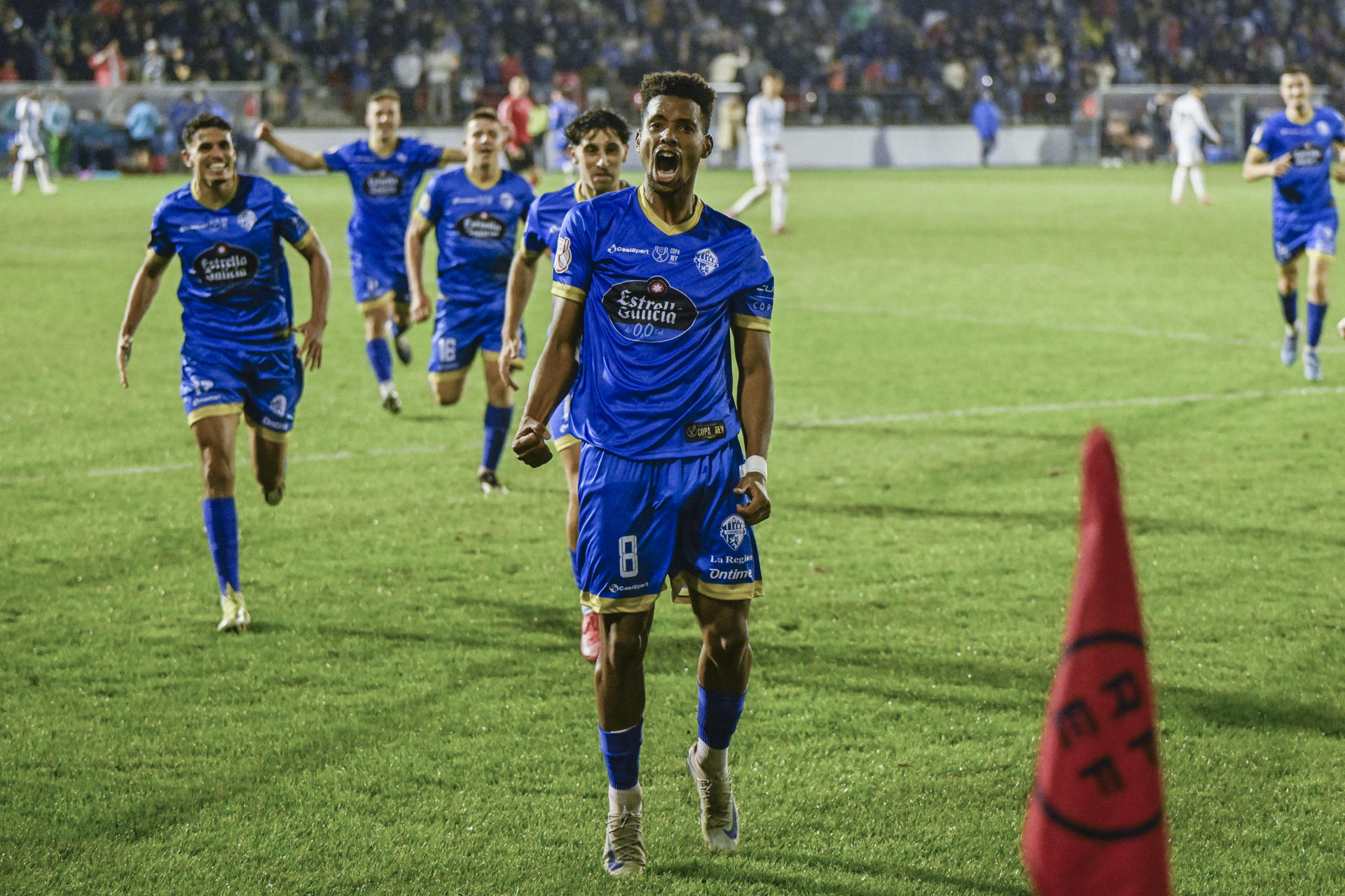 El Ourense se deja de formalidades y tutea al Oviedo