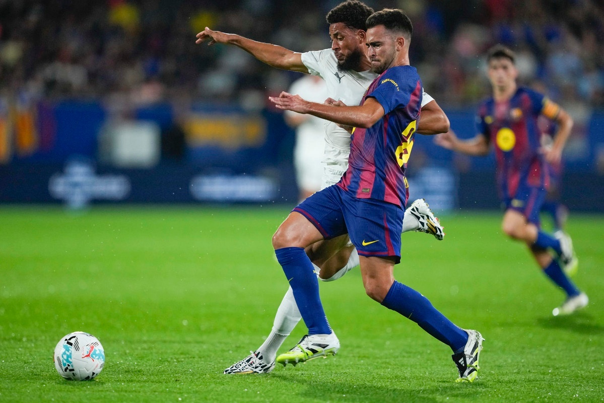 Eric García tiene una fractura nasal y es duda ante el Celta