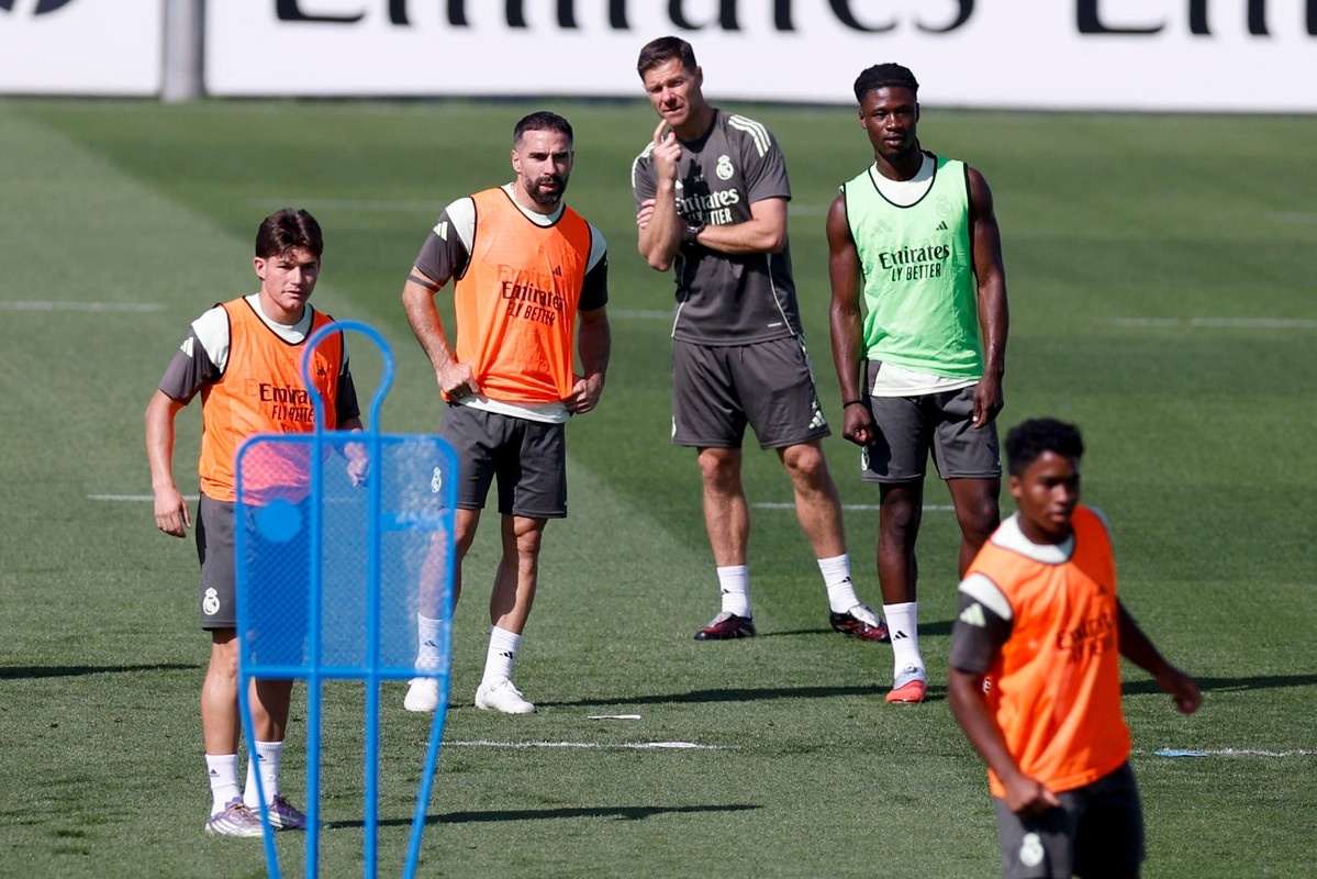 Carvajal asoma la patita soñando con la Supercopa