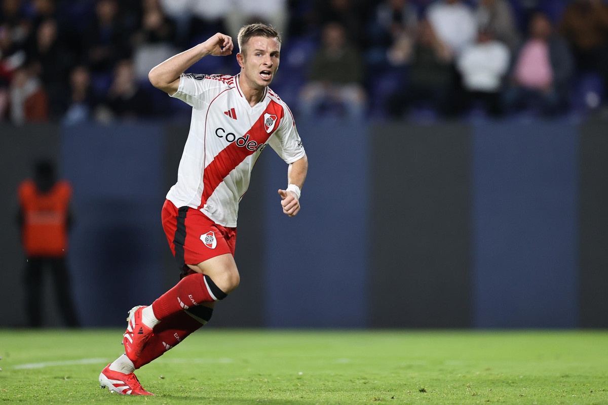 River rescata un punto