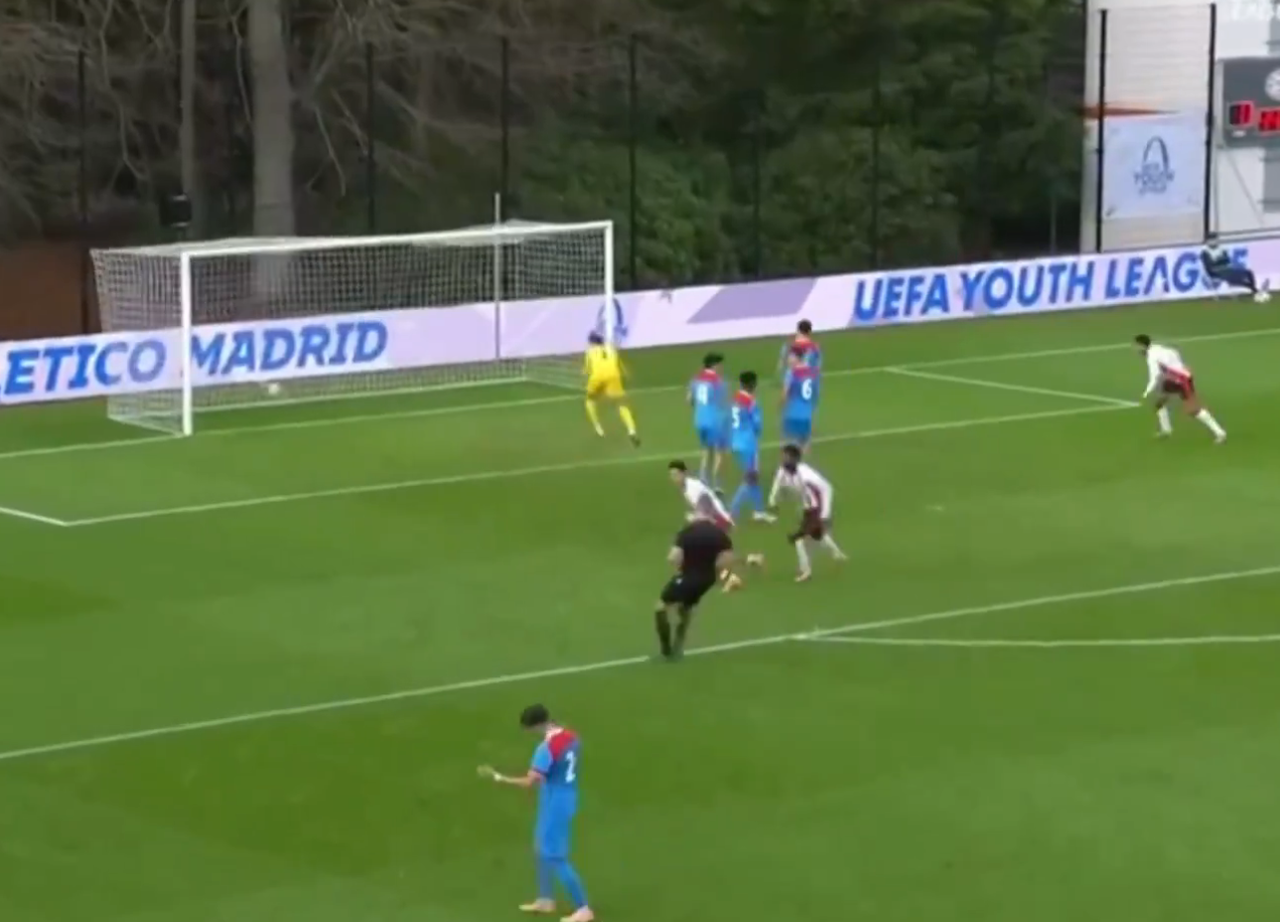 El Atleti se resbala en Eindhoven