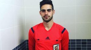 Vergonzosos insultos homófobos y amenazas a un árbitro gay en Cádiz