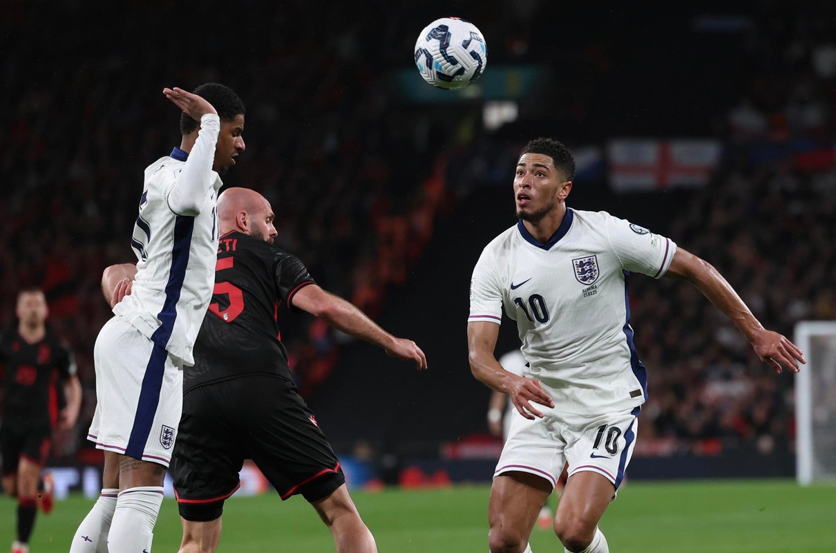 Bellingham, ausente del entrenamiento de Inglaterra para ir a un funeral