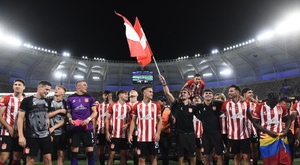 Estudiantes se corona para cerrar el 2024