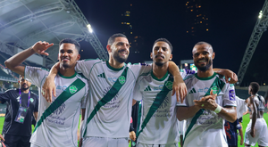 El Al-Ahli pasa por encima de Nacho y Míchel