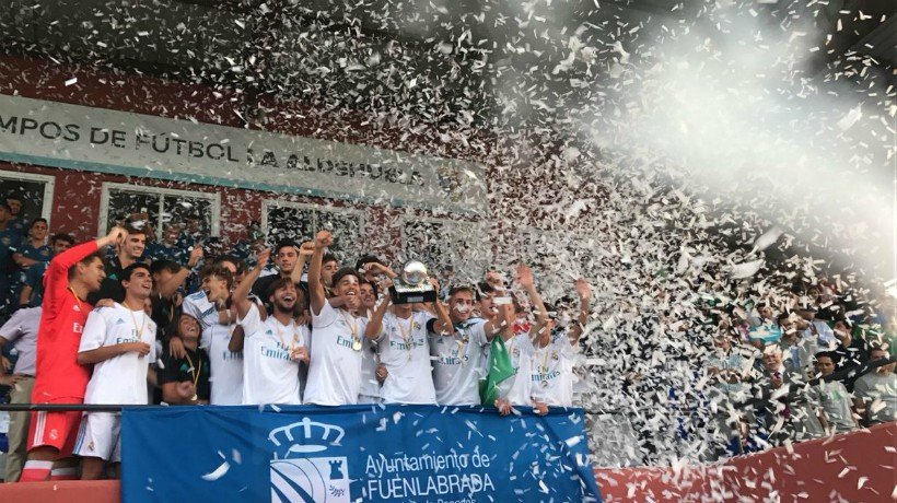 El Juvenil del Real Madrid conquista el Mundial de Clubes ante el Benfica