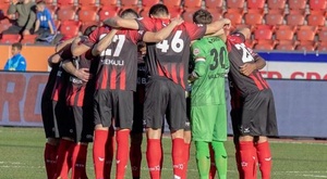 Remontada épica de cuatro goles para quedarse en la Primera Suiza