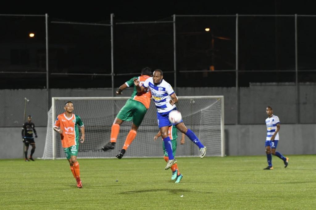 Colón, Universitario y Panamá Oeste, a octavos de Copa