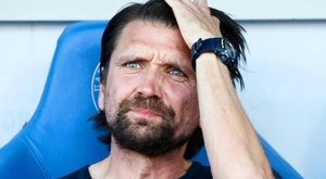 Tres clubes en seis meses: el entrenador más efímero de 2021