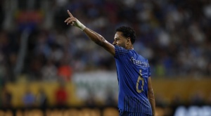 Renan Lodi, fichado por Mineiro a falta de la firma