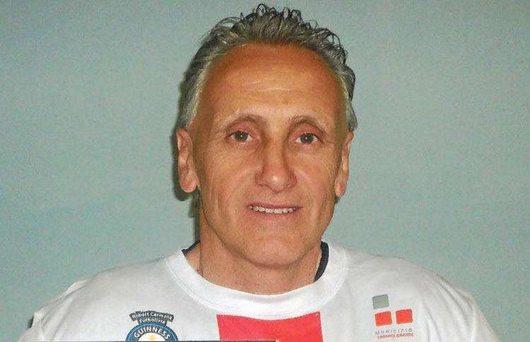 El jugador más longevo del mundo, con 55 años, ficha por un equipo español