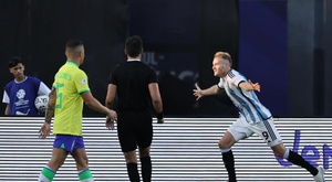 Argentina baja a Brasil del Olimpo