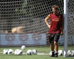 Totti 2do goleador de la serie A
