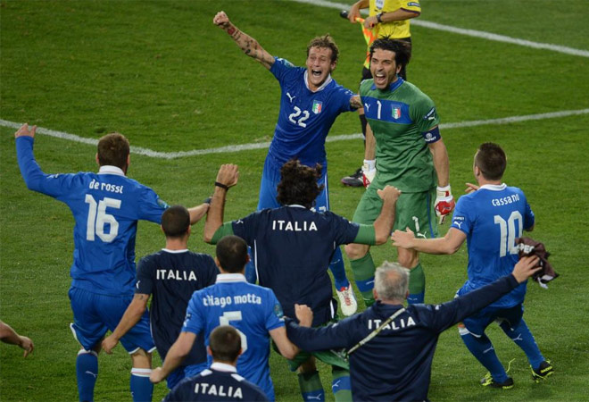 El fútbol hace justicia con una buena Italia