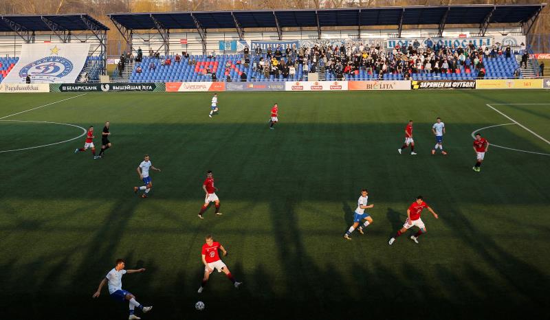 Aplazan dos partidos en Bielorrusia por sospechas de COVID-19 en Minsk y Arsenal