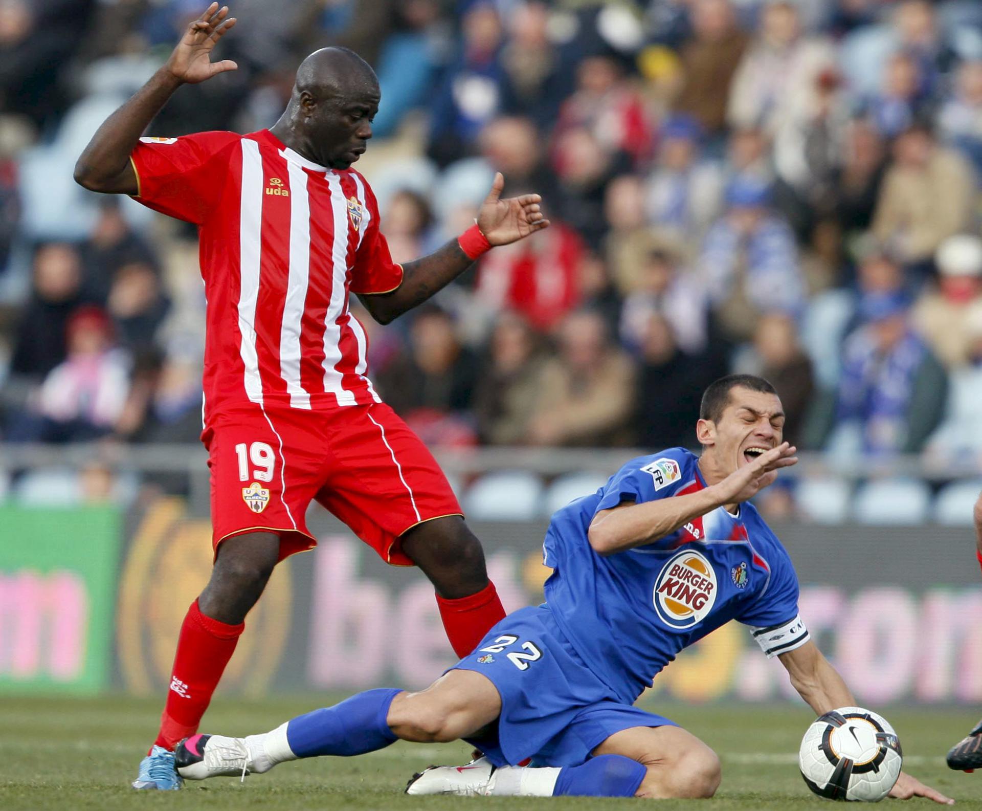 M'Bami, ex de PSG y Almería, muere a los 40 años