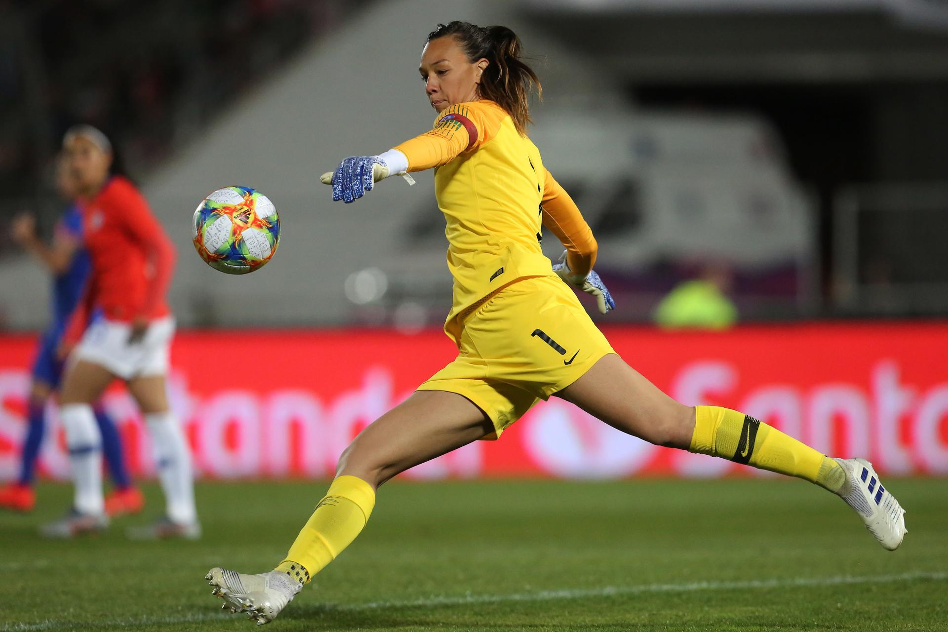 Chile profesionalizará el fútbol femenino de aquí a 2026