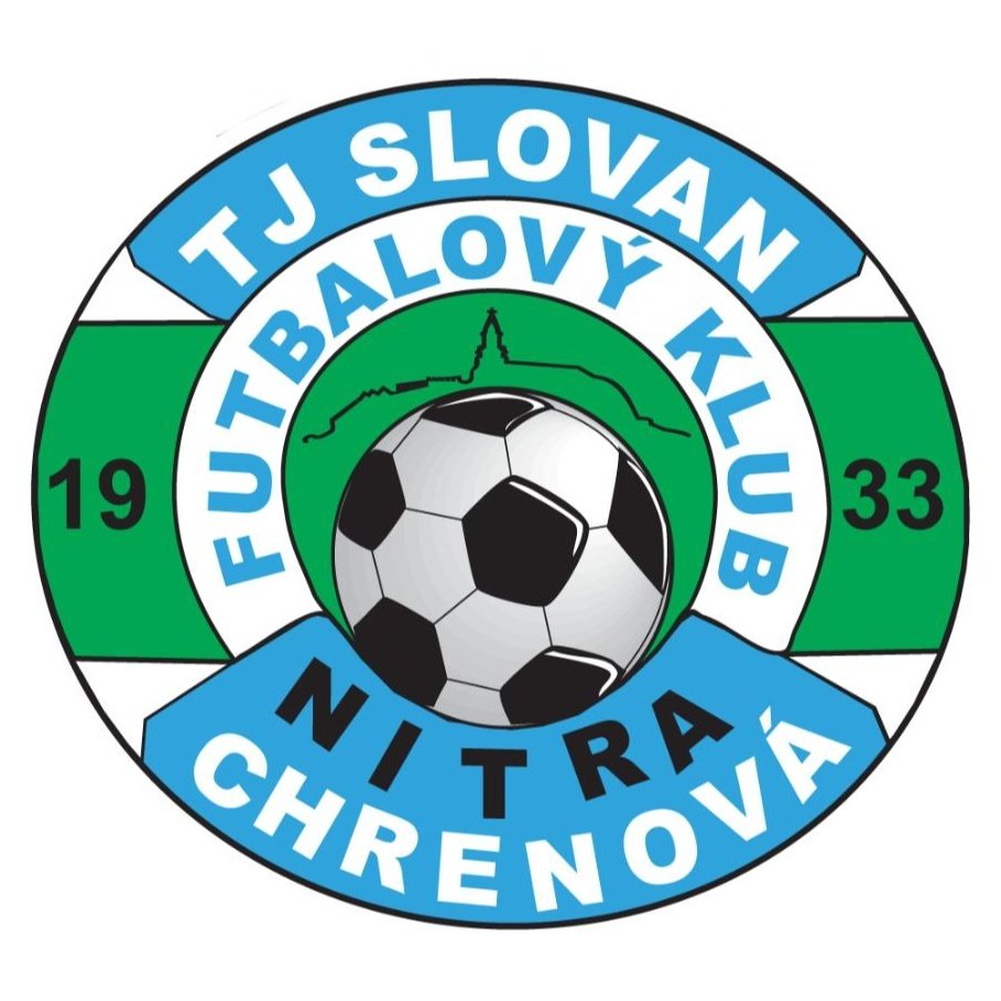 Escudo del Slovan Nitra-Chrenová