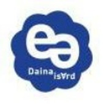 E. Daina A